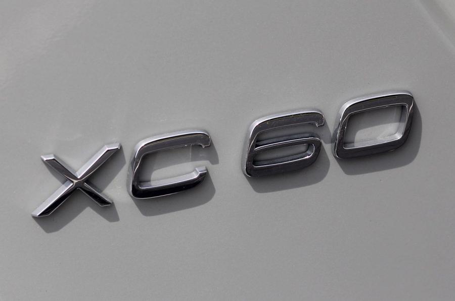  Volvo XC60 R-Design 2012 года  (фото 40 из 90)